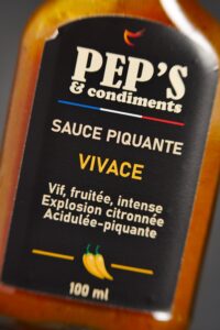 SSauce piquante artisanale française au piment cayenne jaune gout citronnée